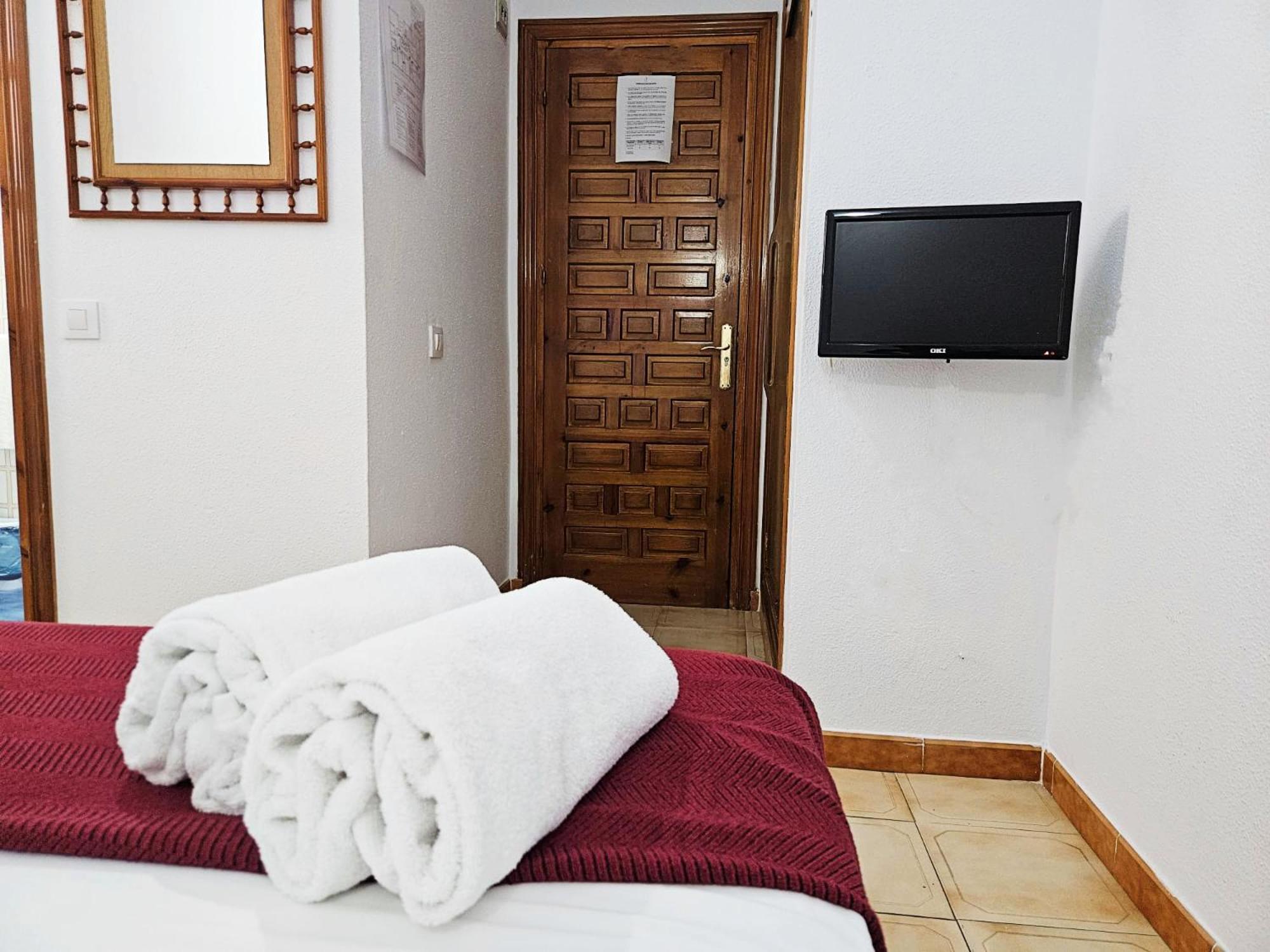 Hotel San Vicente - Centro Playa Conil De La Frontera Eksteriør bilde