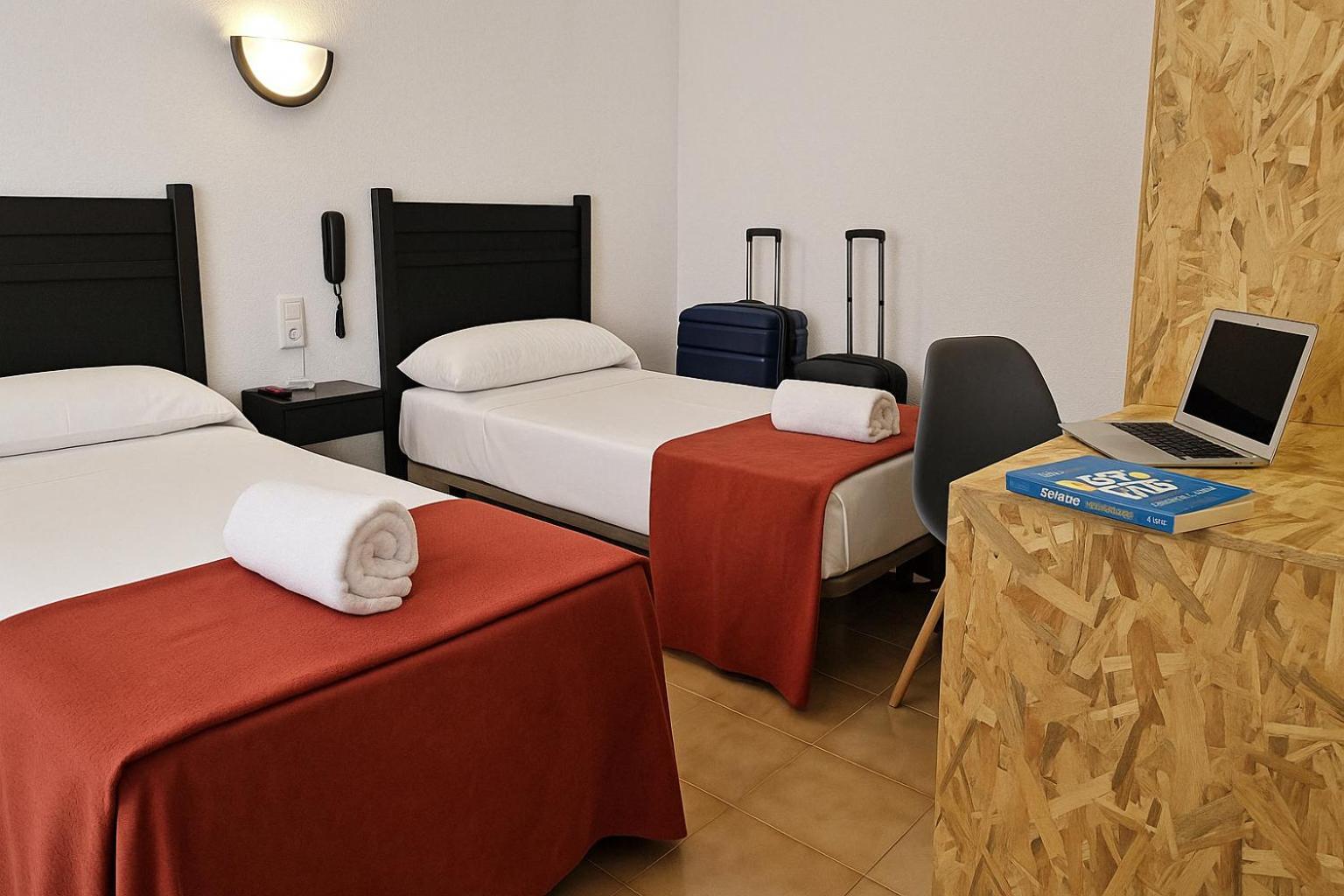 Hotel San Vicente - Centro Playa Conil De La Frontera Eksteriør bilde
