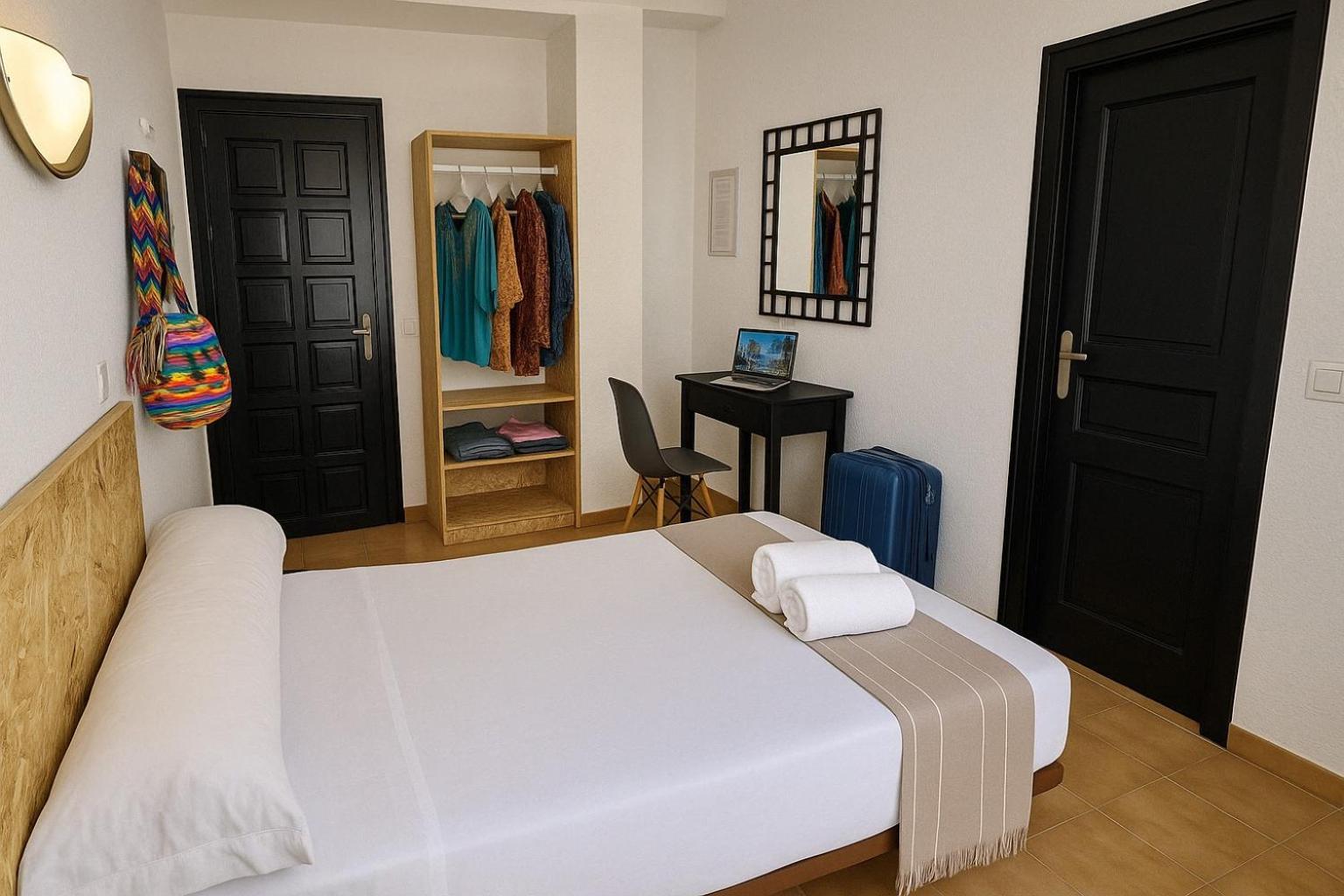 Hotel San Vicente - Centro Playa Conil De La Frontera Eksteriør bilde